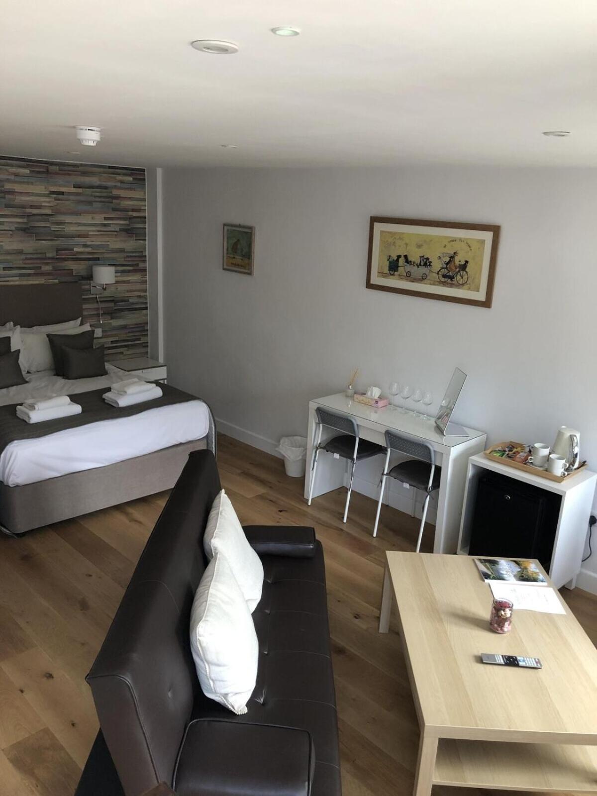 Hamilton Arms Suites มิดเฮิร์สต์ ห้อง รูปภาพ